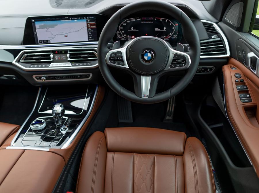 Торпедо BMW X5 M50d (G05) 2018 года  (AU) (фото 15 из 34)